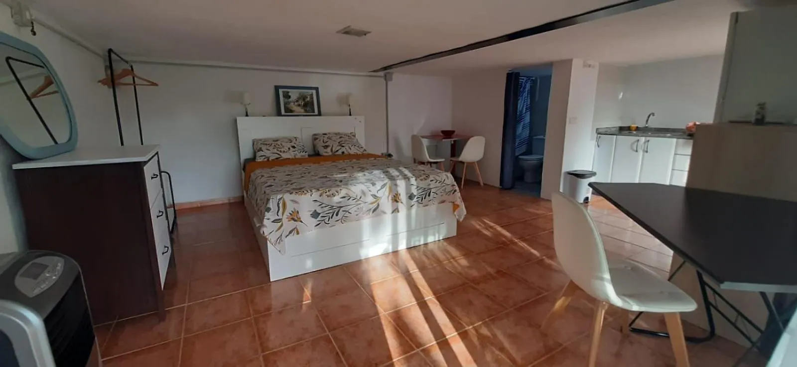 Habitacion Completa E Independiente Creixell